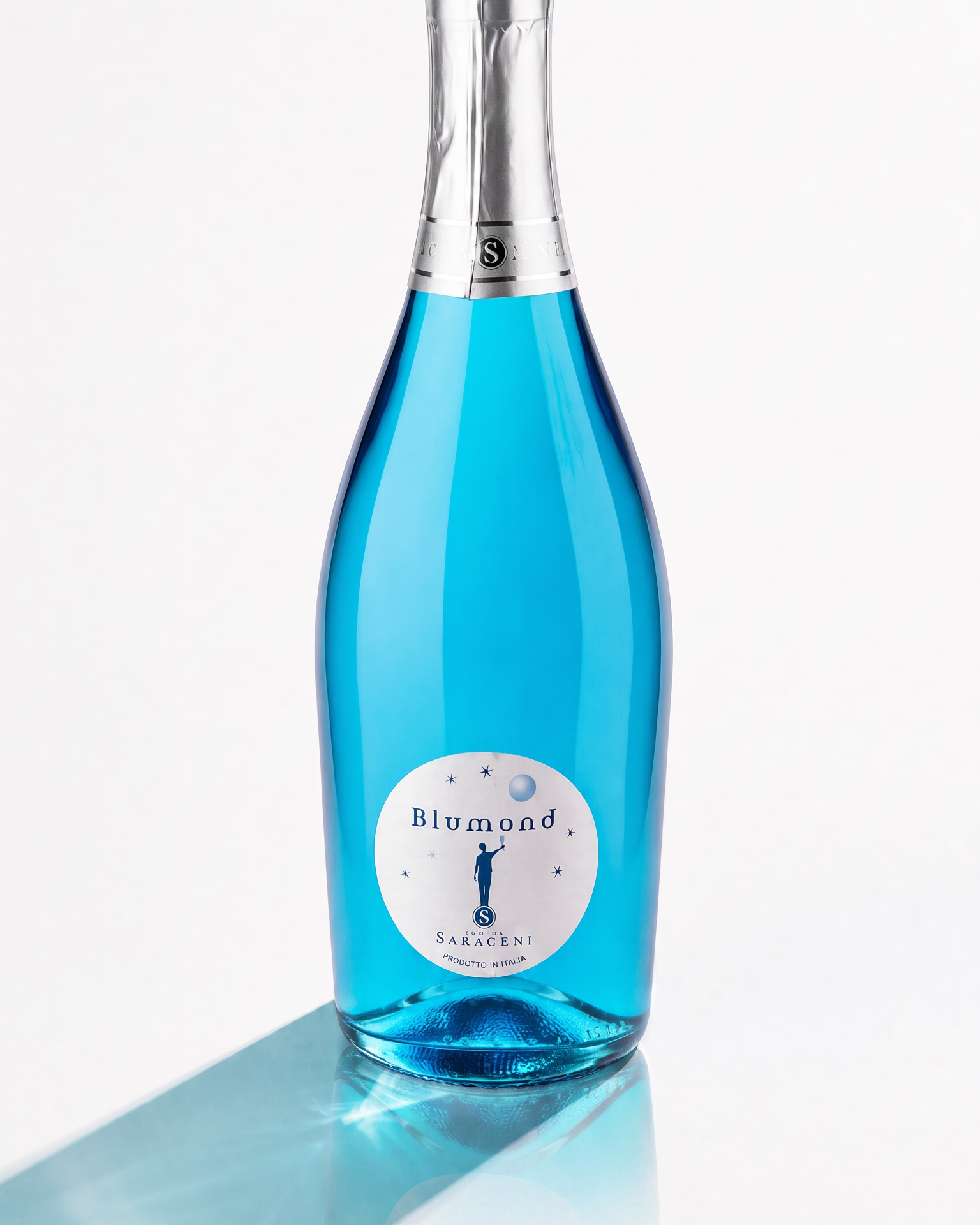 Blumond Blue Bubbly — bright blue Italian sparkling sweet wine, 750ml, Saraceni Wines (tasting notes visual)