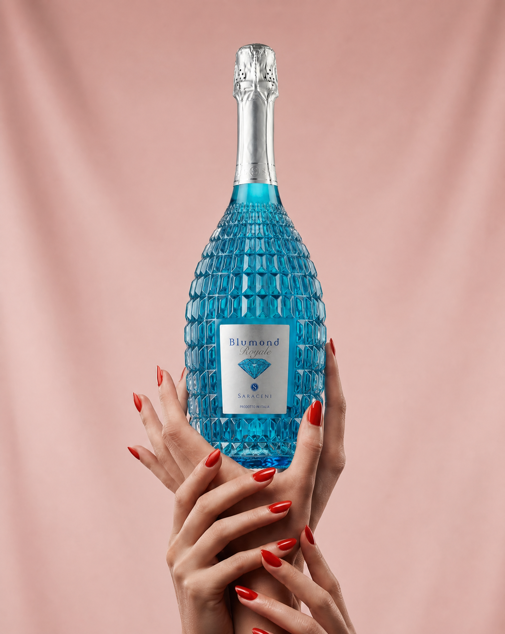 Blumond Royale — bright blue sparkling sweet wine, 750ml, Saraceni Wines (lifestyle image)