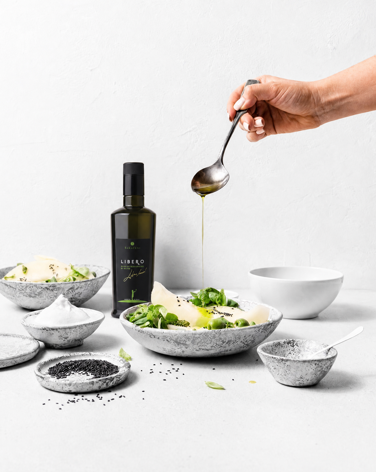 Libero EVOO — bright green extra virgin olive oil, cold-pressed and polyphenol rich, 500ml, Saraceni Wines (lifestyle image)
