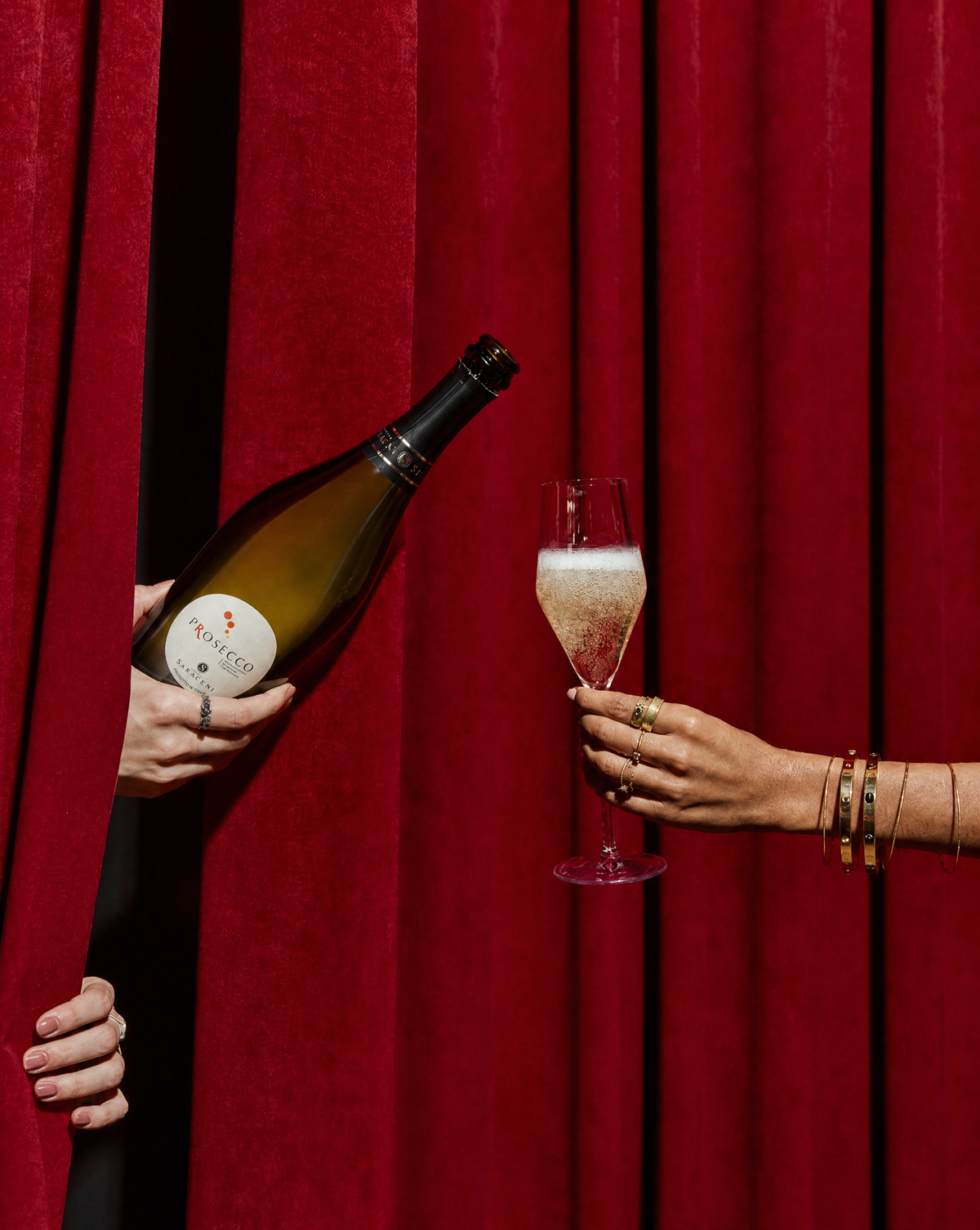 Prosecco DOC — pale golden straw extra-dry sparkling wine, 750ml, Saraceni Wines (editorial shot)